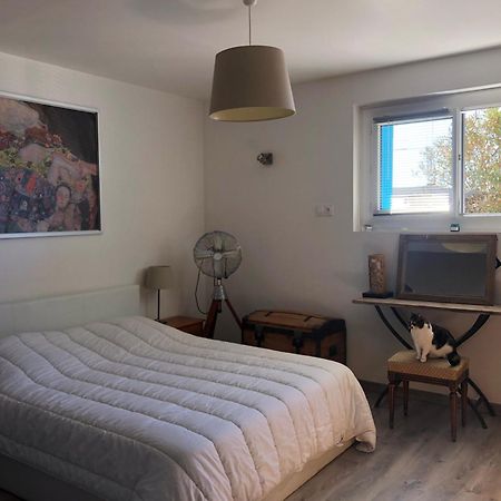 Appartement Sur La Colline Avec Acces Piscine Volx Buitenkant foto