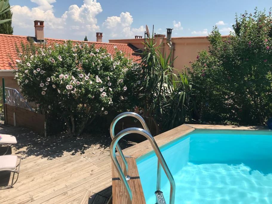 Appartement Sur La Colline Avec Acces Piscine Volx Buitenkant foto