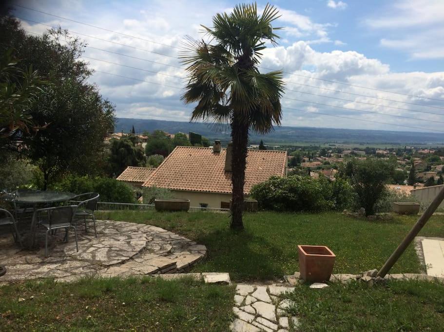 Appartement Sur La Colline Avec Acces Piscine Volx Buitenkant foto